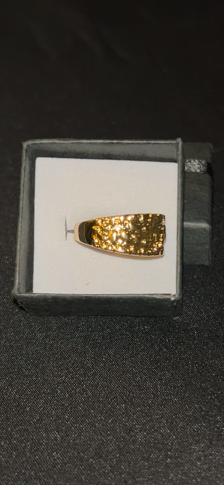 Gold ring