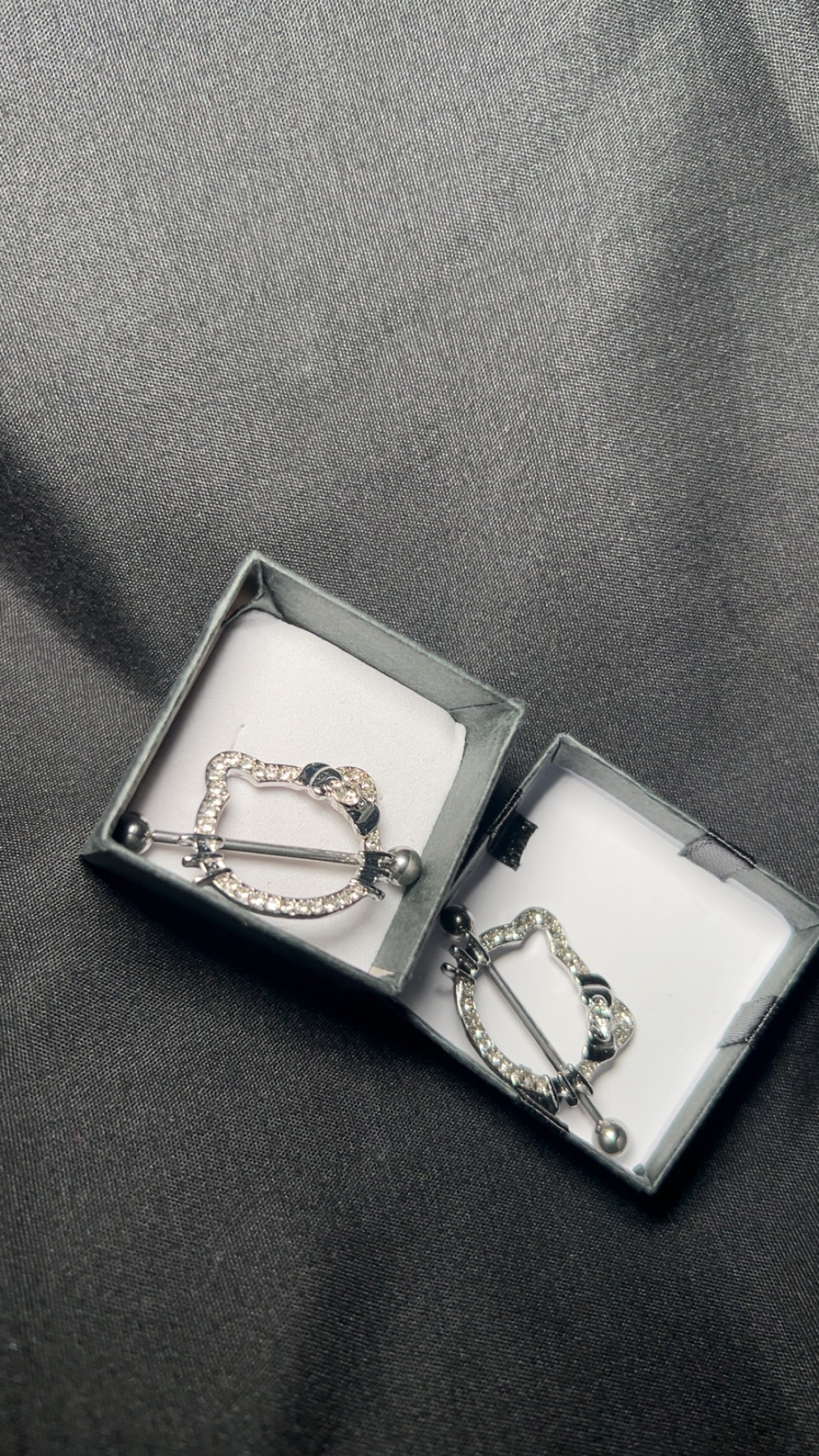 Hello kitty Nip ring