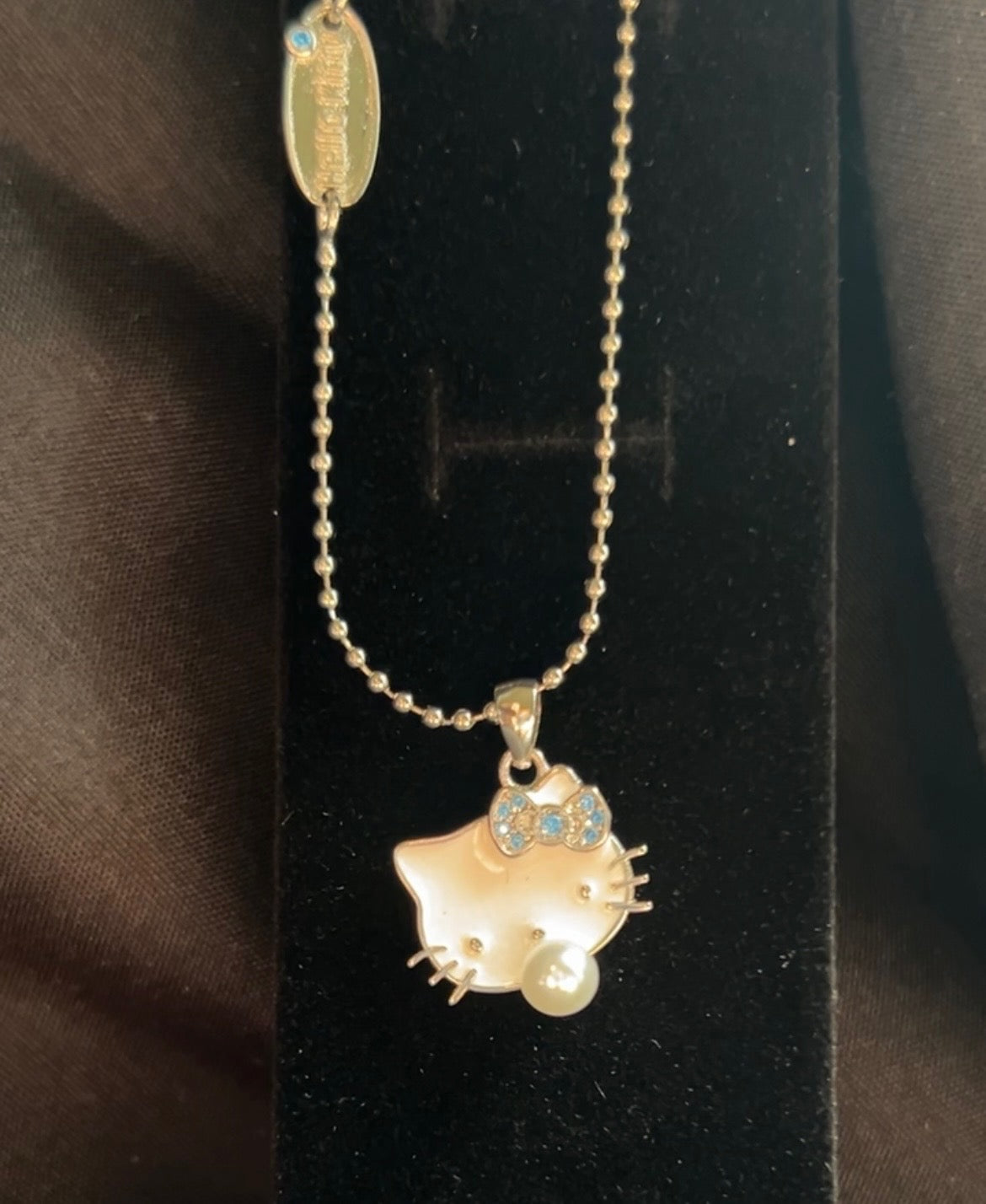 Hello kitty gum necklace